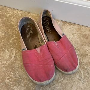 Two tone pink Toms